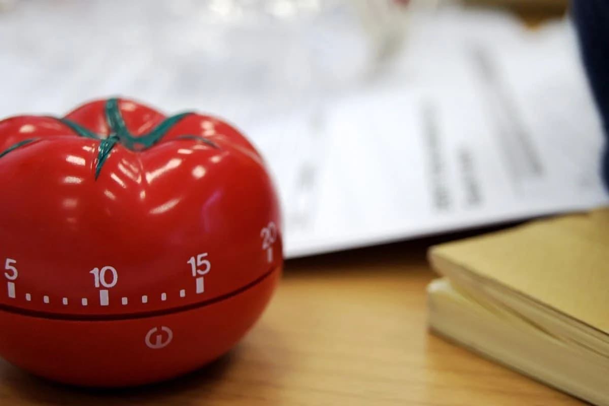 Pomodoro timer tomato